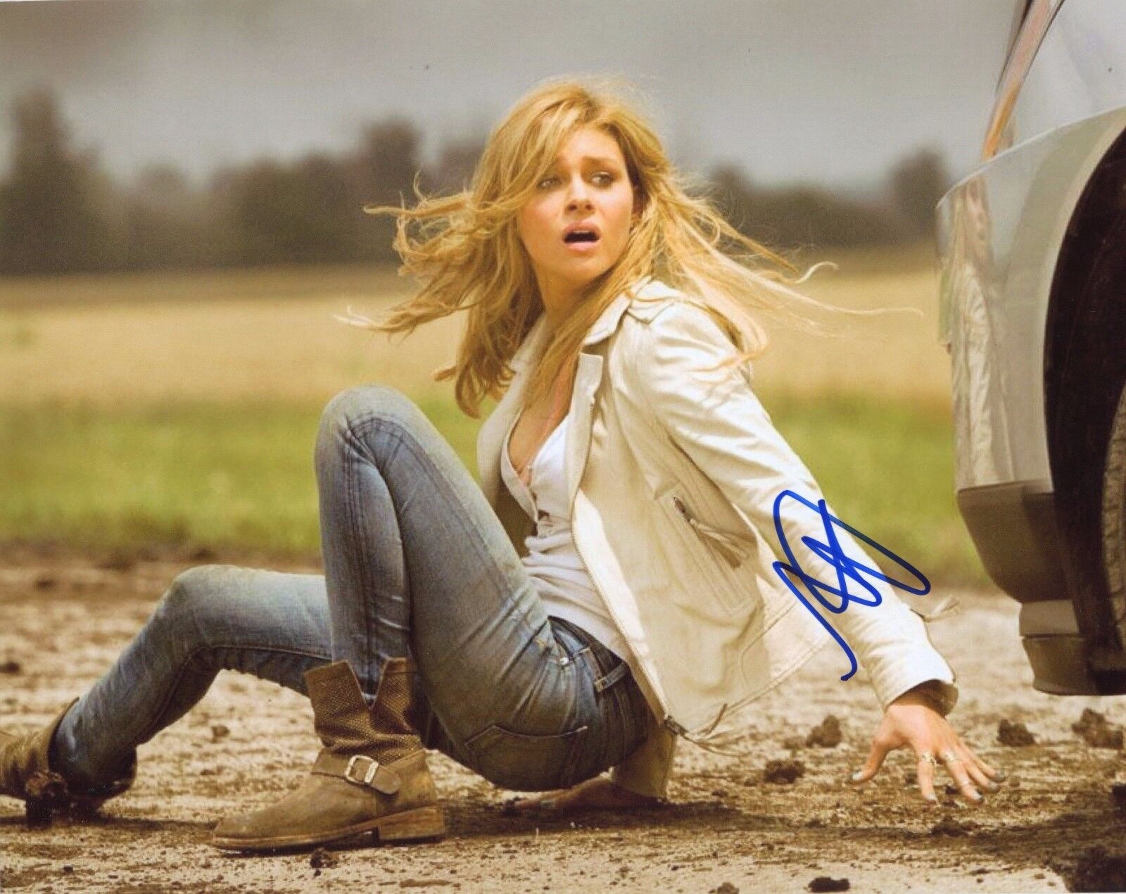 ~~ NICOLA PELTZ Authentic Hand-Signed TRANSFORMERS Extinction