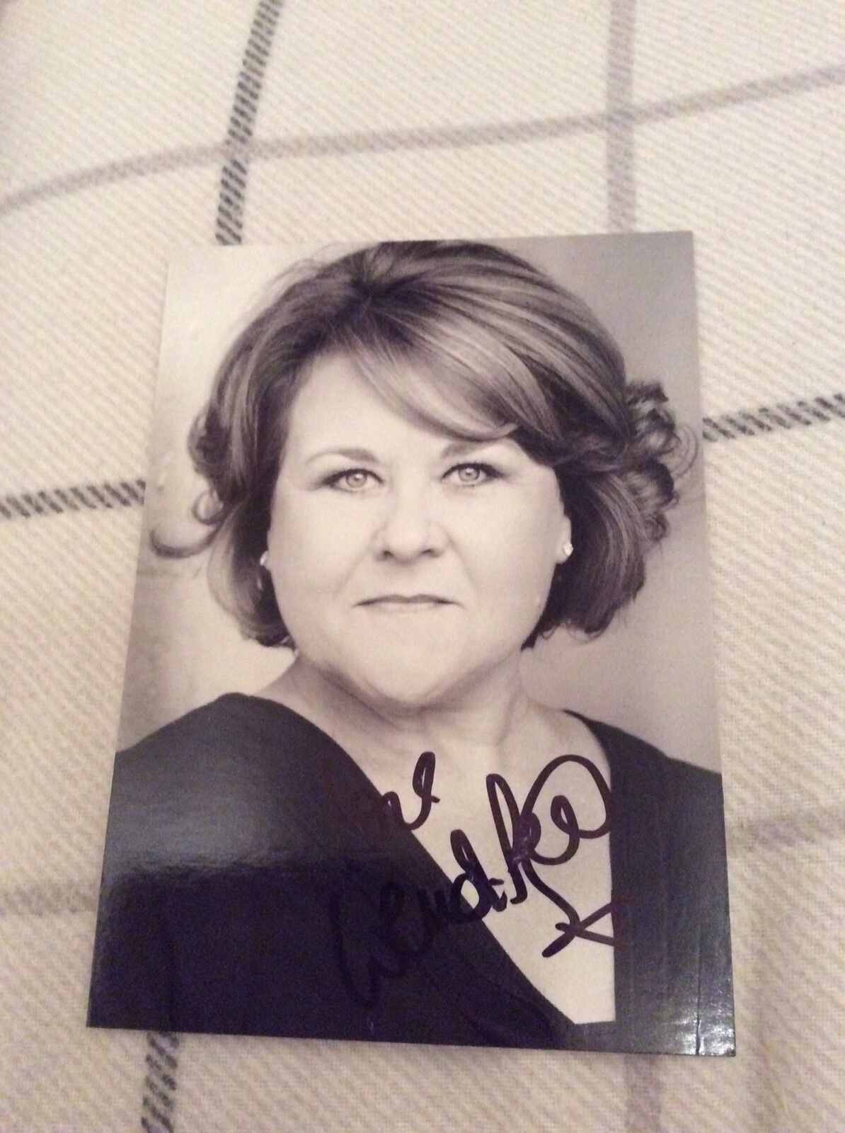 WENDI PETERS (CORONATION STREET) SIGNED Photo Poster painting