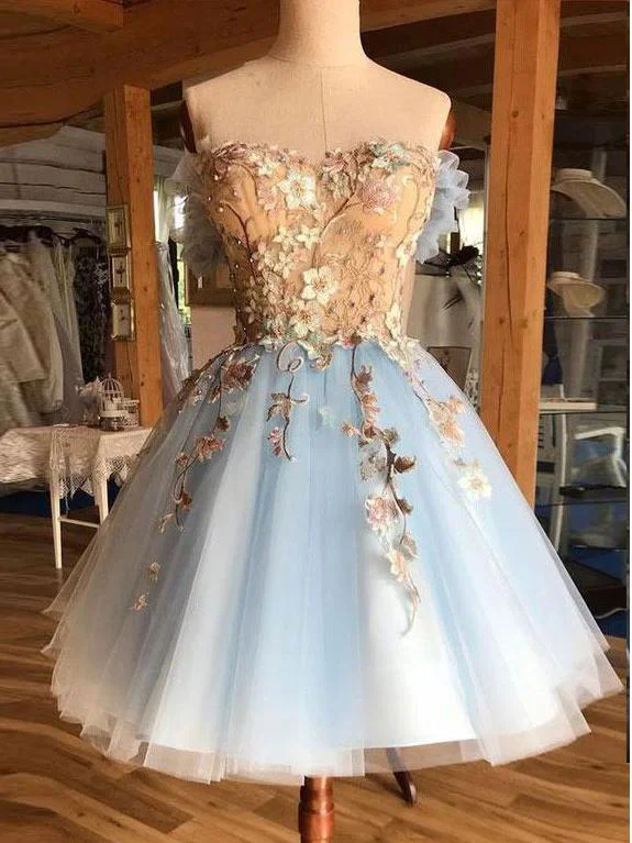 A-line Off-the-shoulder 3D Floral Short Prom Dresses Light Sky Blue Homecoming Dress