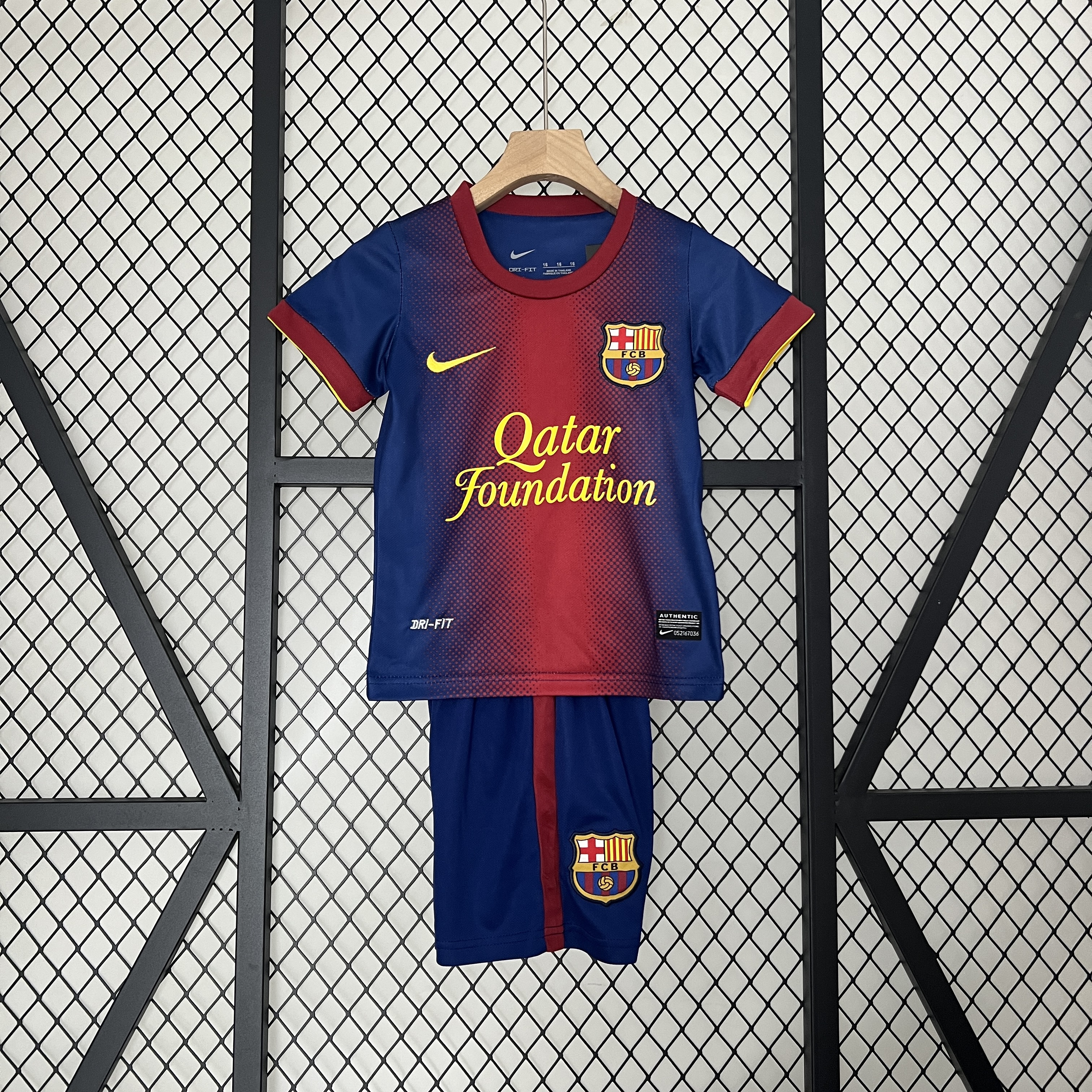 Retro B.A.R.S.A 2012-13 Home Stadium Kids Kit