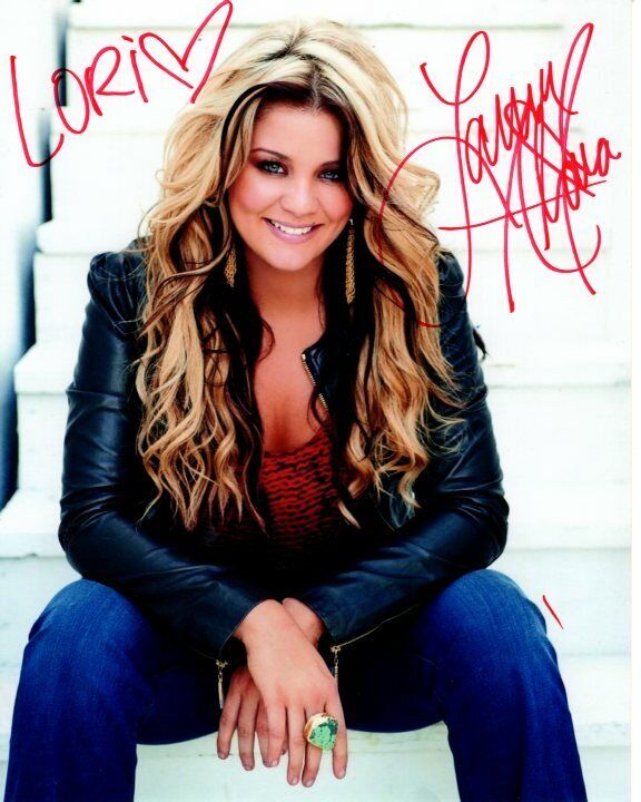 LAUREN ALAINA Autographed Signed Photo Poster paintinggraph - To Lori AMERICAN IDOL