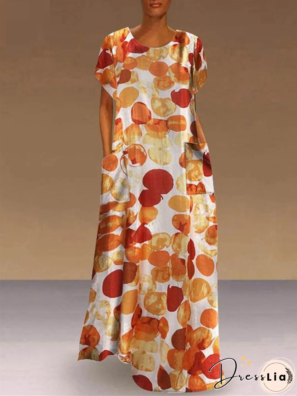 Short Sleeved Long Skirt with Large Hem Round Neck Creative Print Dress