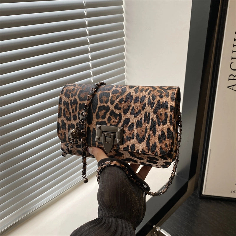 Fashion Women’s Bag New Leopard Print Underarm Bag Korean Fashion Trend Chain Shoulder Bag Messenger Bag