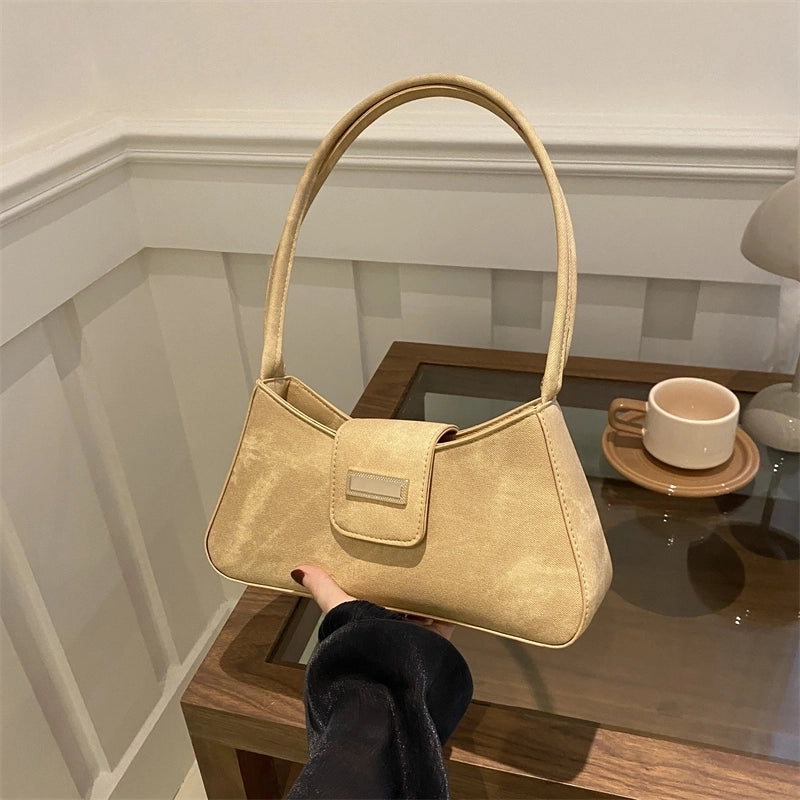 Women’s Medium Pu Leather Solid Color Streetwear Zipper Underarm Bag