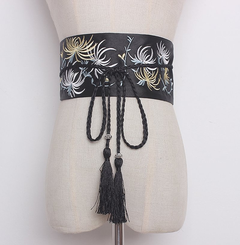 Classical Embroidered Belt