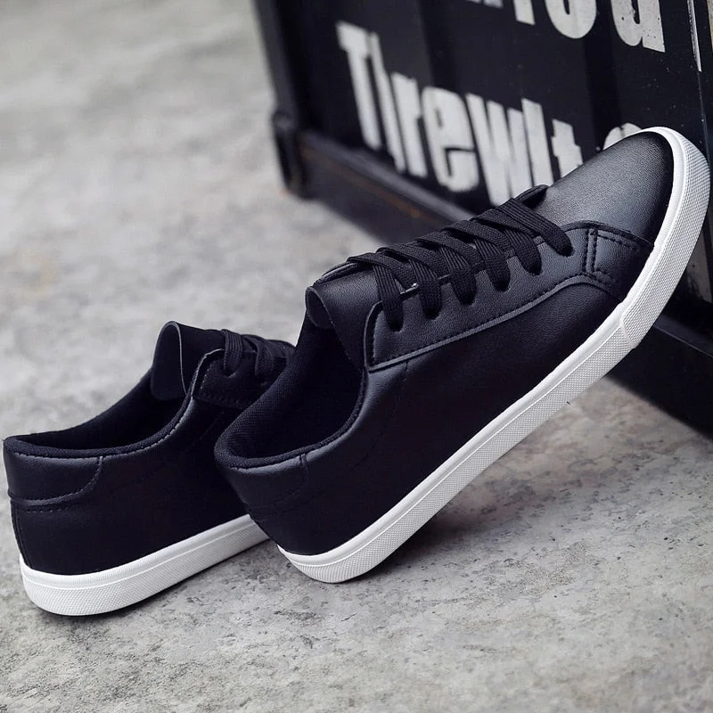 Casual Shoes Women Sneakers Leather Lace-Up Canvas Shoes Chunky Sneakers Black White Shoes Ladies Sneakers Tenis Feminino