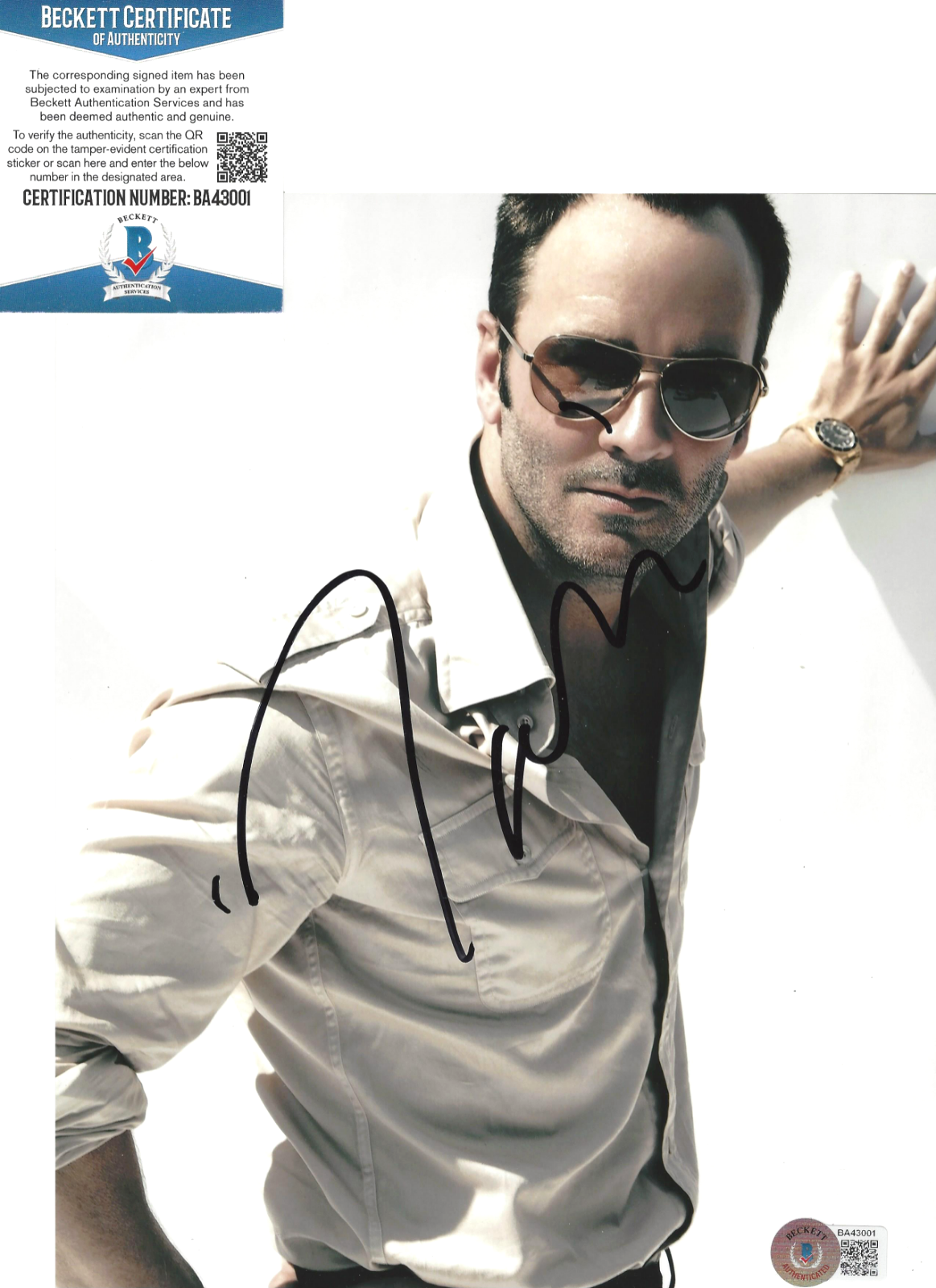 TOM FORD SIGNED NOCTURNAL ANIMALS 8x10 Photo Poster painting FASHION DIRECTOR BECKETT COA BAS