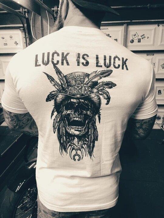 Chief Skull Print T-Shirt