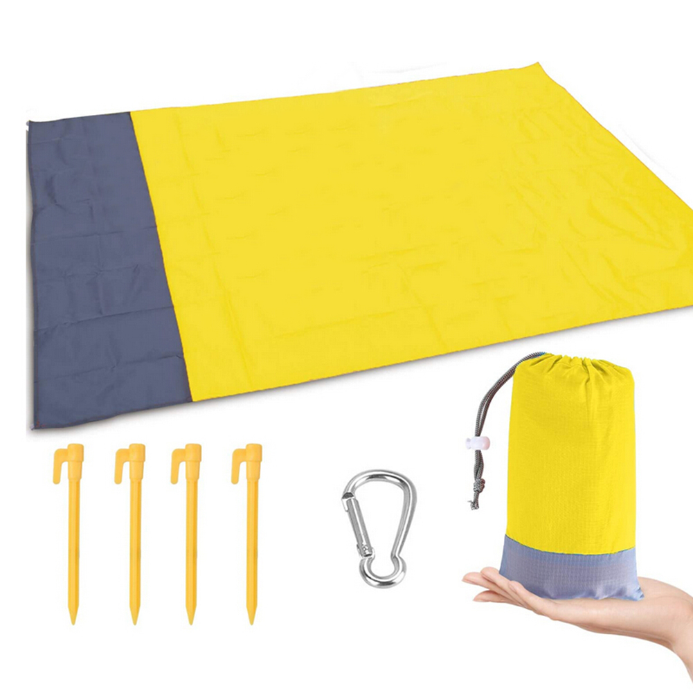 

Moisture-proof Picnic Mat Outdoor Waterproof Beach Pad with Nails Carabiner, 501 Original