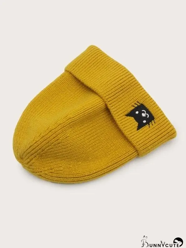 Cartoon Cat Embroidered Beanie for Women
