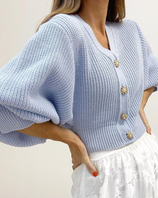 Pearl button knitted sweater