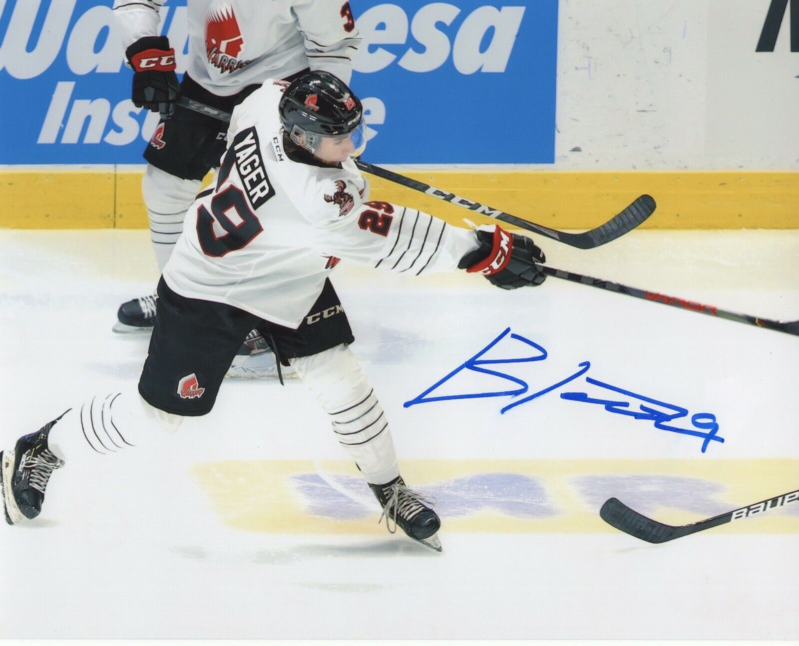 BRAYDEN YAGER 2023 DRAFT SIGNED AUTOGRAPH MOOSE JAW WARRIORS 8X10 Photo Poster painting PROOF 3