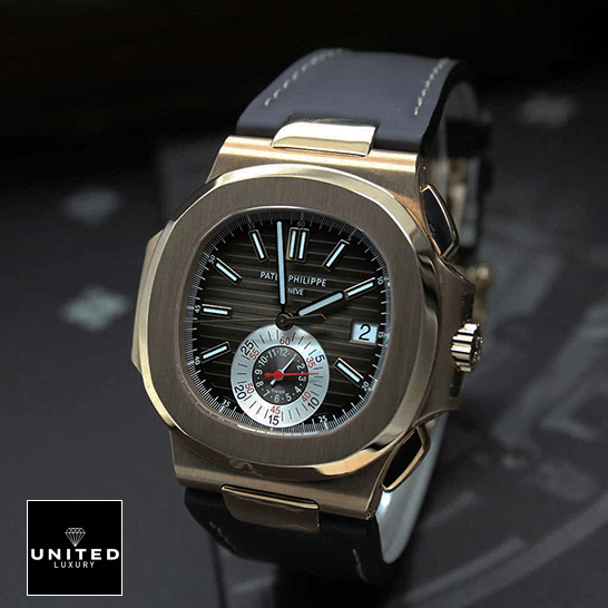 Patek Philippe Nautilus Rose Gold 5712R-0001 Replica front view