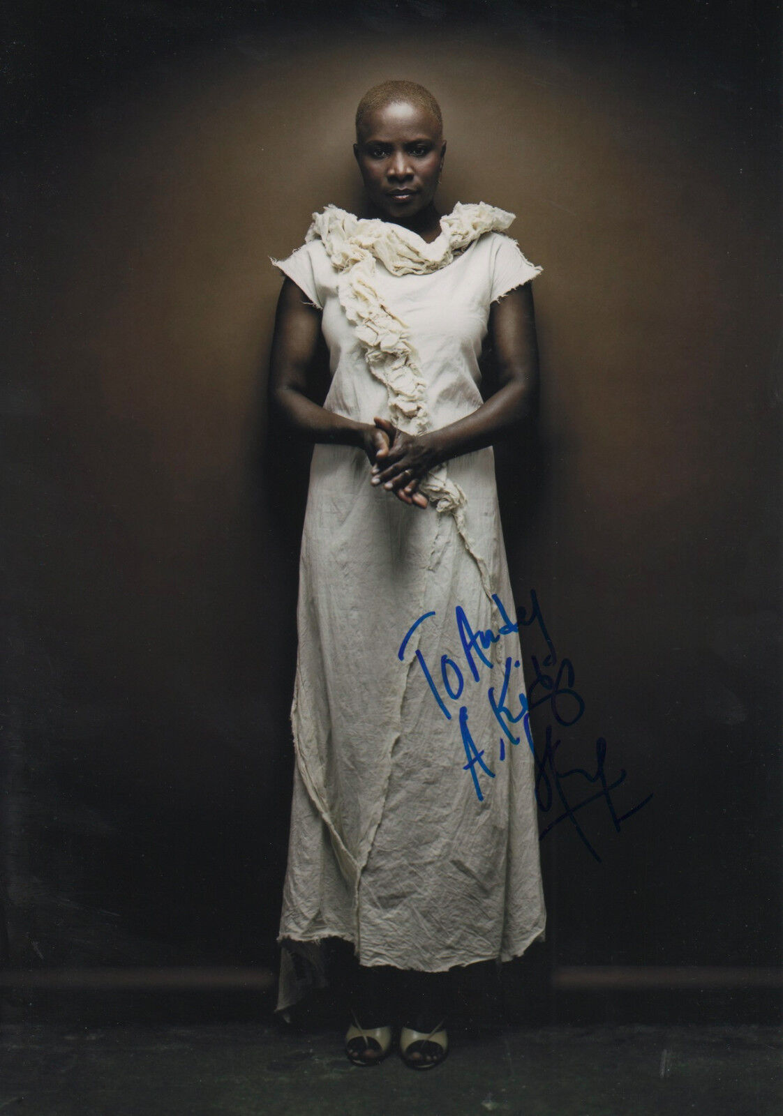 Angelique Kidjo signed 8x12 inch Photo Poster painting autograph