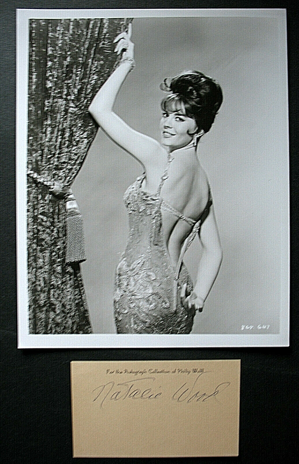 NATALIE WOOD (GYPSY) ORIGINAL HAND SIGN CARD MATTED WITH Photo Poster painting (CLASSIC)