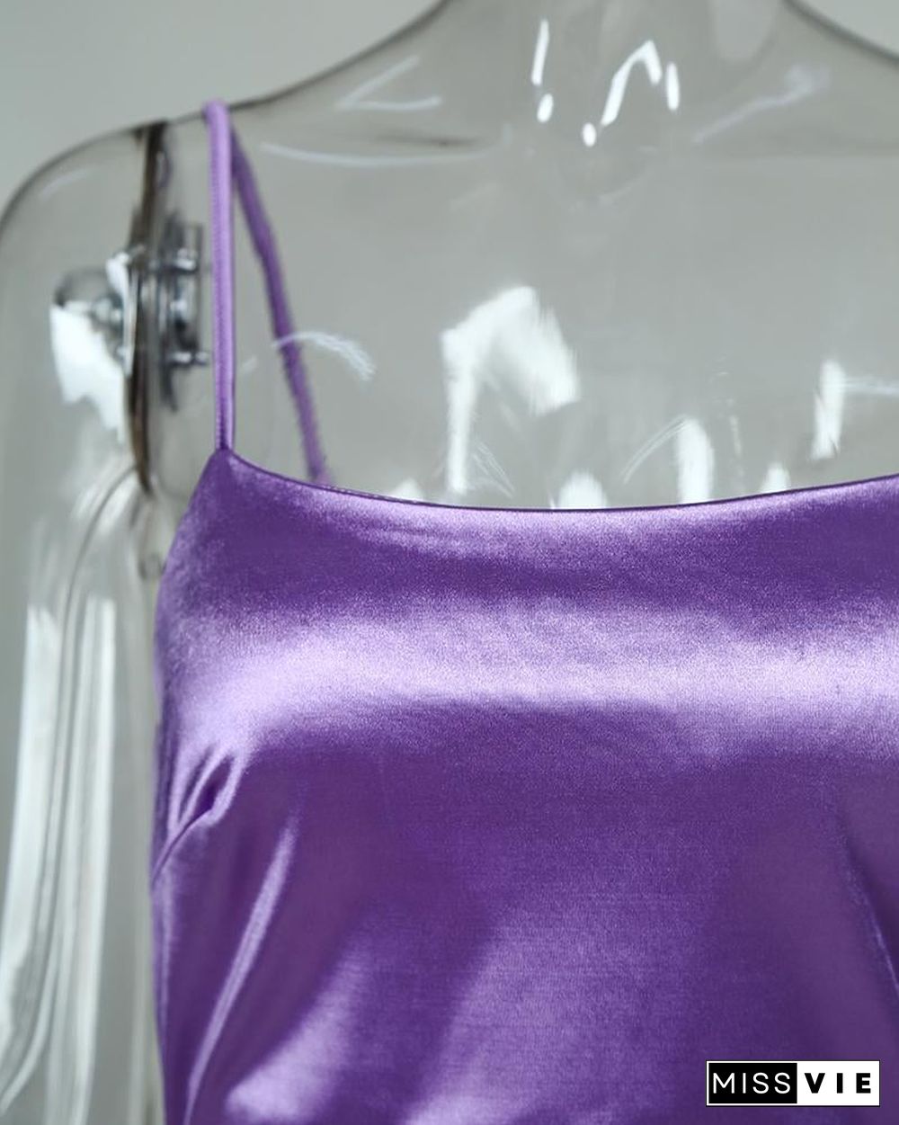 Spagheintti Strap U-neck Slimmg Satin Dress