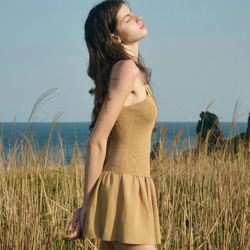 Uveng Uveng Women's Wear 2024 Summer New Fashion Sexy V Collar Low-Cut Hot Girl Temperament Slim Halter Dress