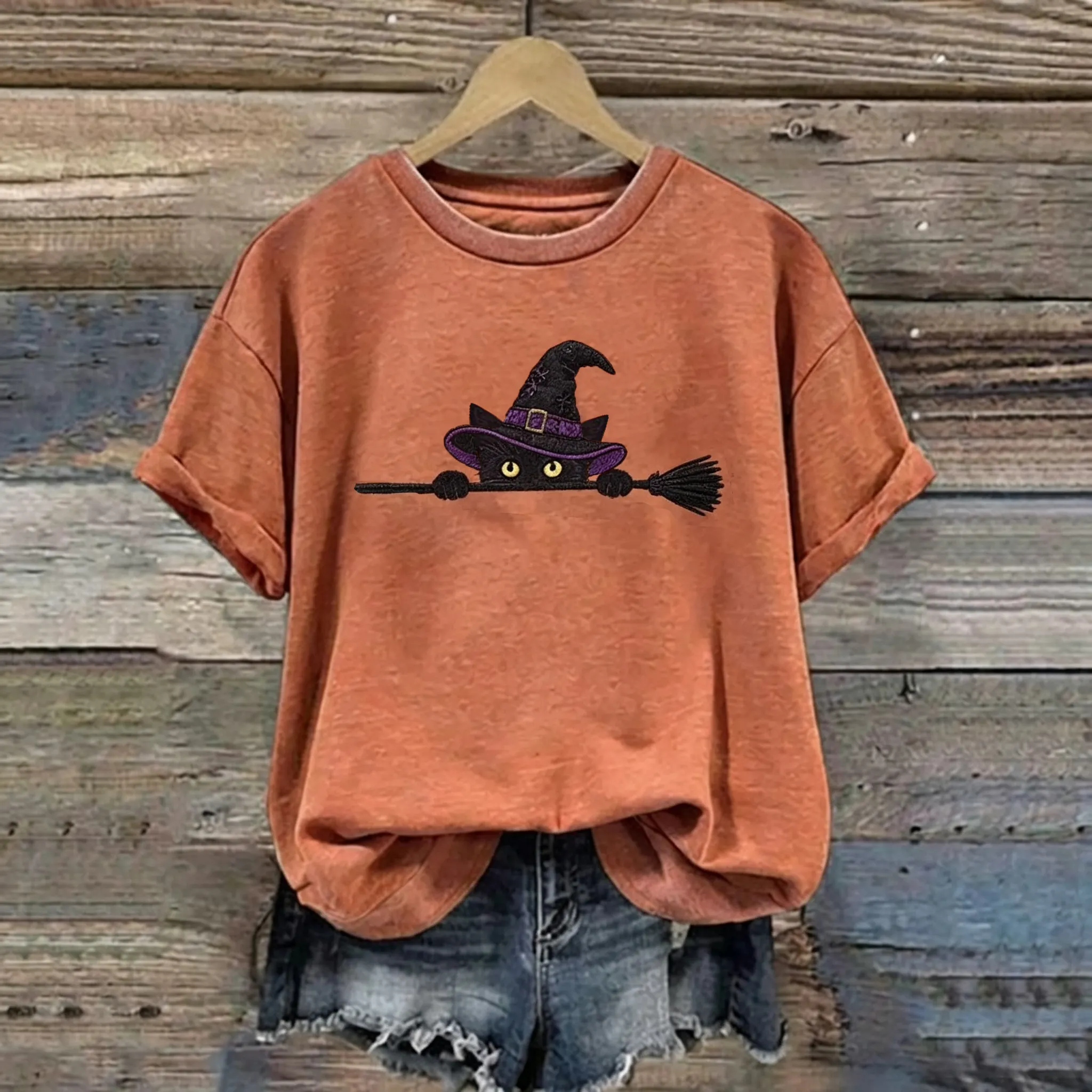 Women's Funny Magic Wizard Black Cat Pattern Casual Halloween T-shirt artswardrobe