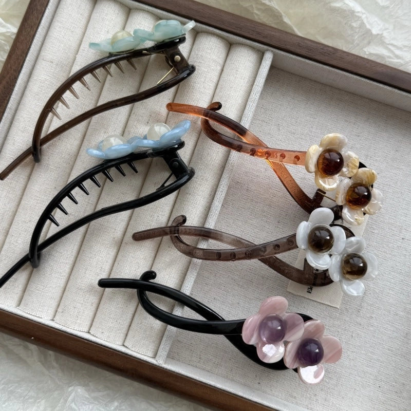 Women’s Classic Style Flower Plastic Hair Claws