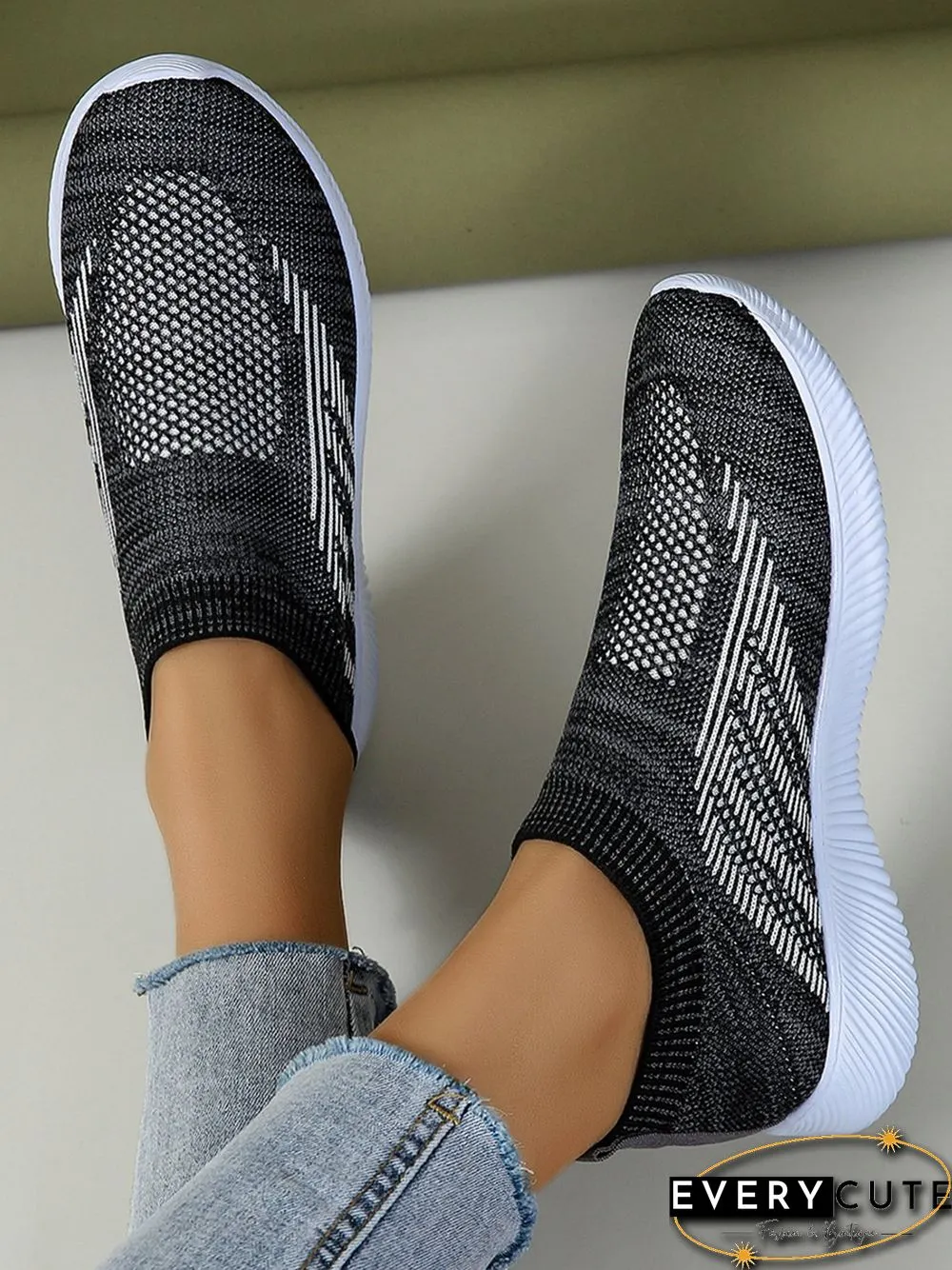 Black and White Contrast Flyknit Sneakers