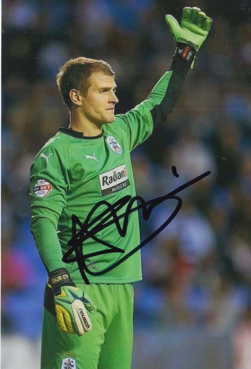 HUDDERSFIELD TOWN HAND SIGNED ALEX SMITHIES 6X4 Photo Poster painting 1.