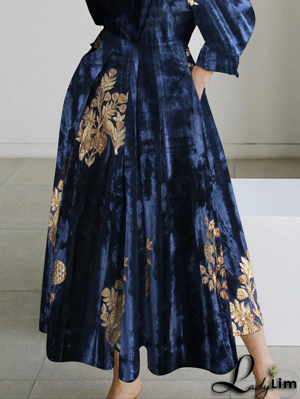 UR Daily Long Sleeve Stand Collar Floral Velvet Midi Dress