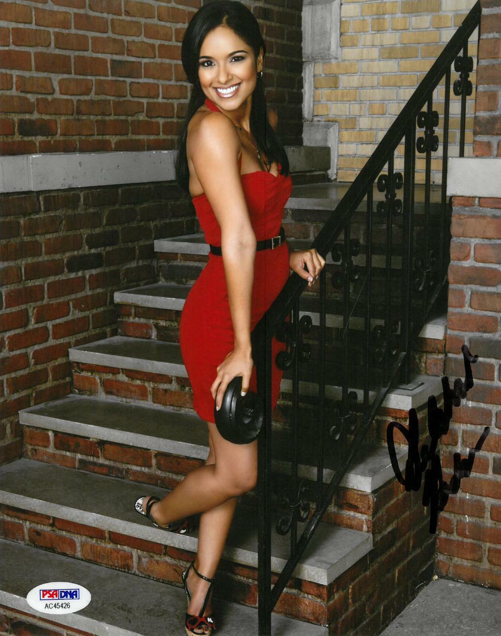 Dilshad Vadsaria Signed Authentic Autographed 8x10 Photo Poster painting PSA/DNA #AC45426