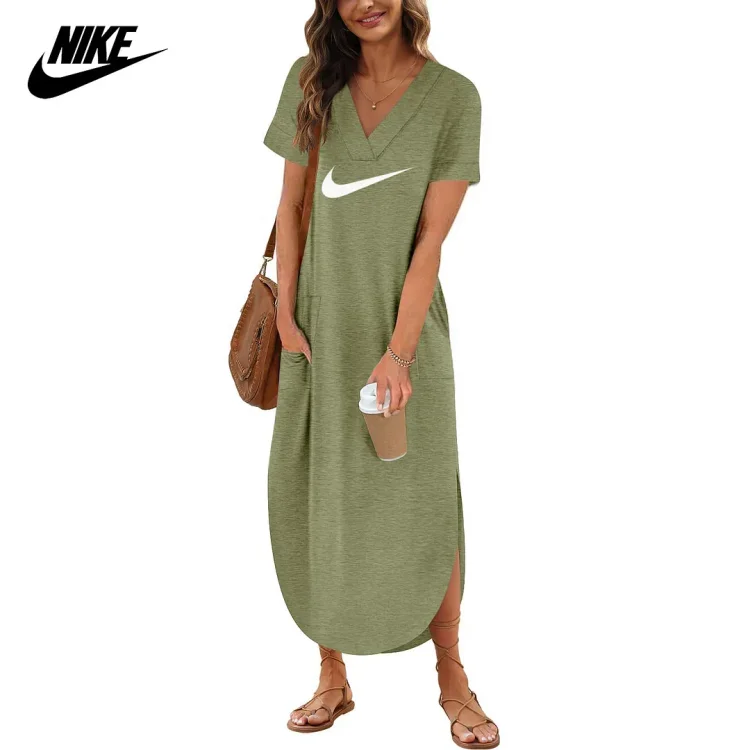 NIKE® V-nyakú alkalmi ruha zsebbel