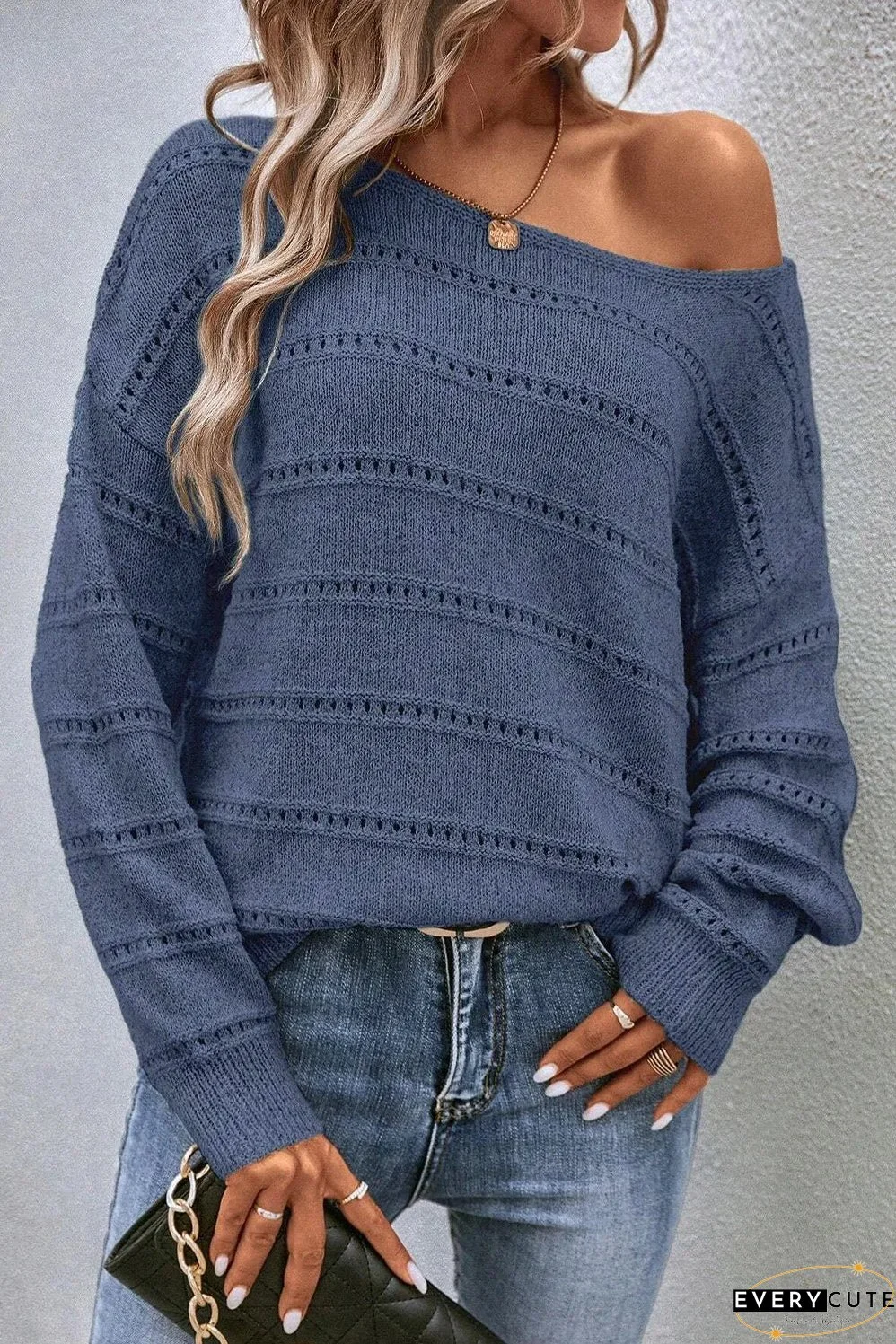 Fashionable and Minimalist winter Sweater