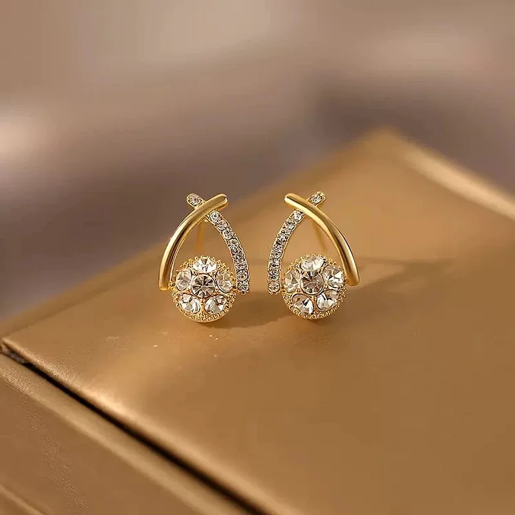 Women's Fashion Cross Stud Earrings