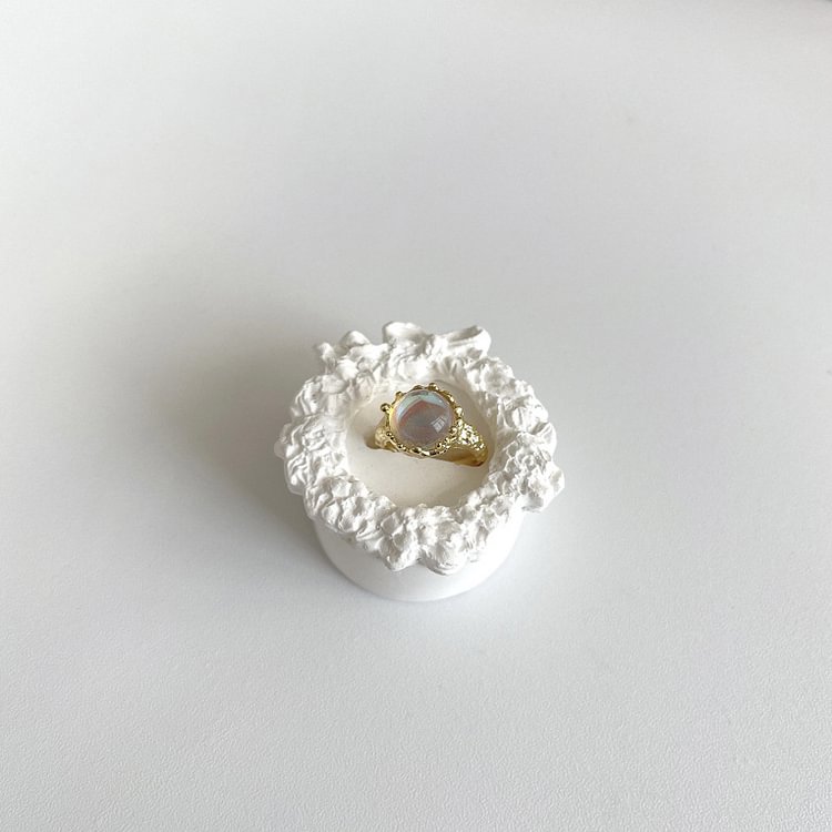 Irregular Open Volcanic Moonstone Ring KERENTILA