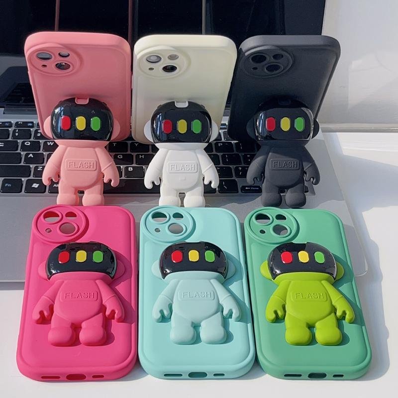 2022 Newest Fashion Cute Glowing Astronaut Stand Soft Bumper Case for iPhone