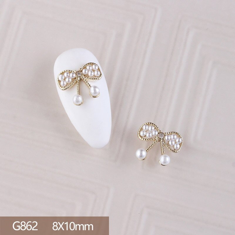 10pcs/lot 3D Butterfly Pearl Bow Bee Alloy Nail Art Zircon Metal Manicure Nails Accesorios Supplies DIY Nail Decorations Charms