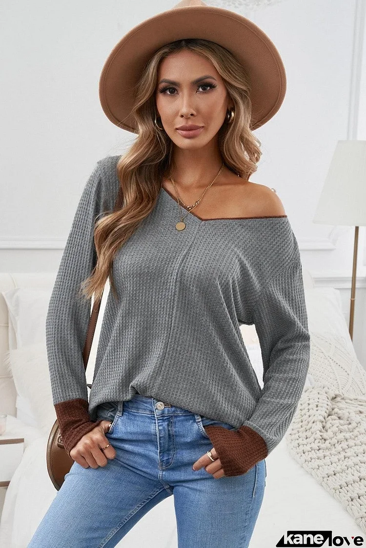 Contrast Trim V-Neck Waffle Knit Top