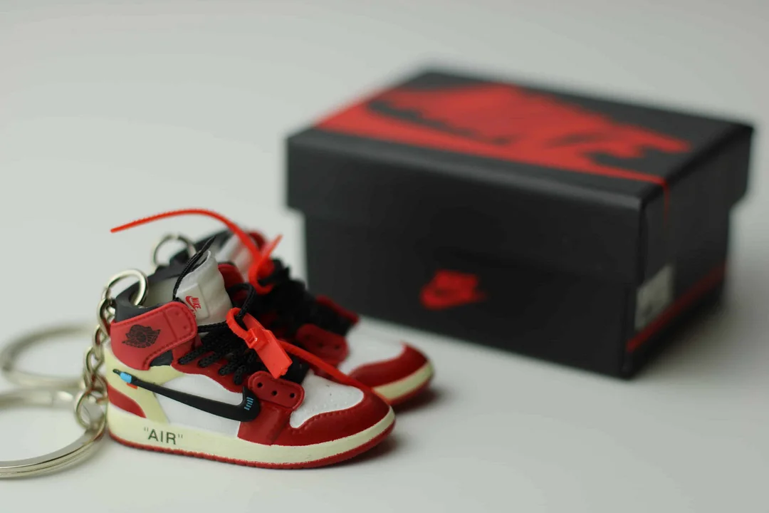 AJ 1 Off-White Red "Chicago" -Sneakers 3D Keychain