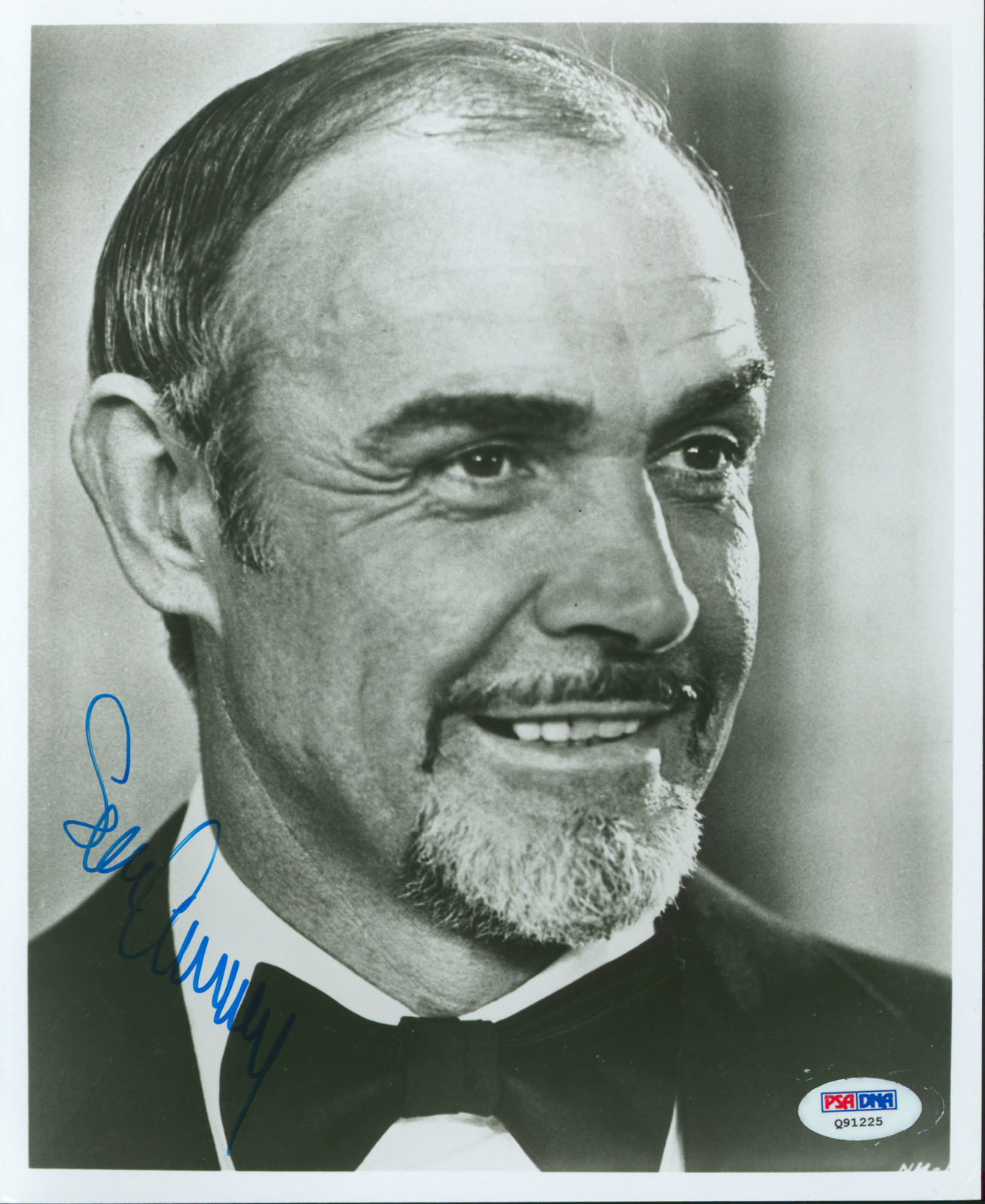 Sean Connery James Bond 007 Authentic Signed 8x10 Photo Poster painting Autographed PSA #Q91225