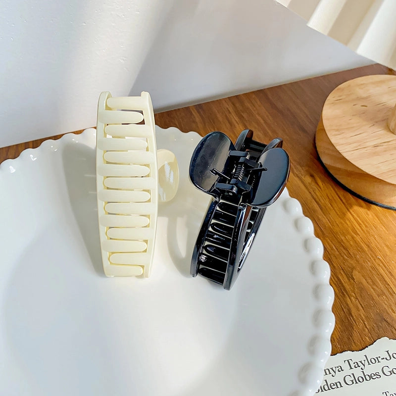 Minimalist Solid Color Arylic Hair Claws