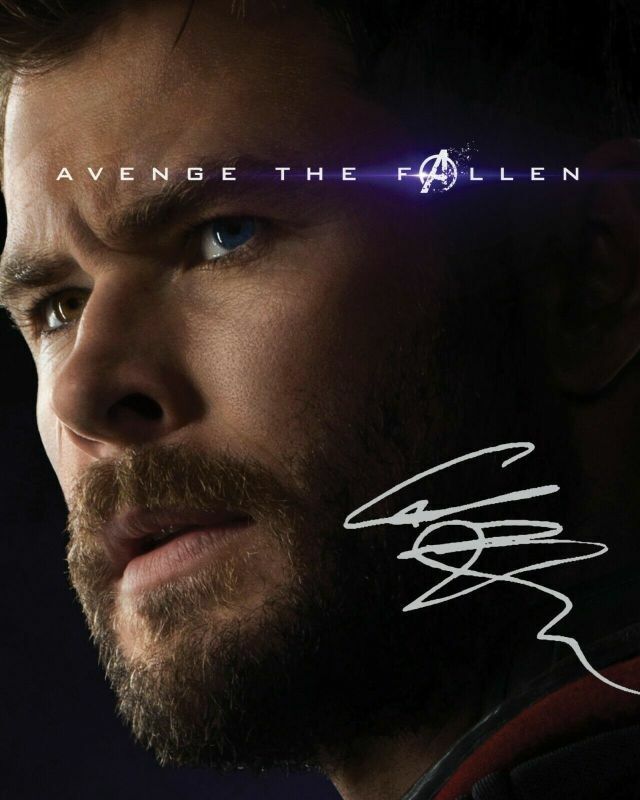 Chris Hemsworth - Thor - The Avengers Autograph Signed Photo Poster painting Print