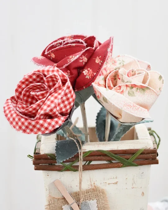 Fabric Roses TemplateWith Instructions+PDF