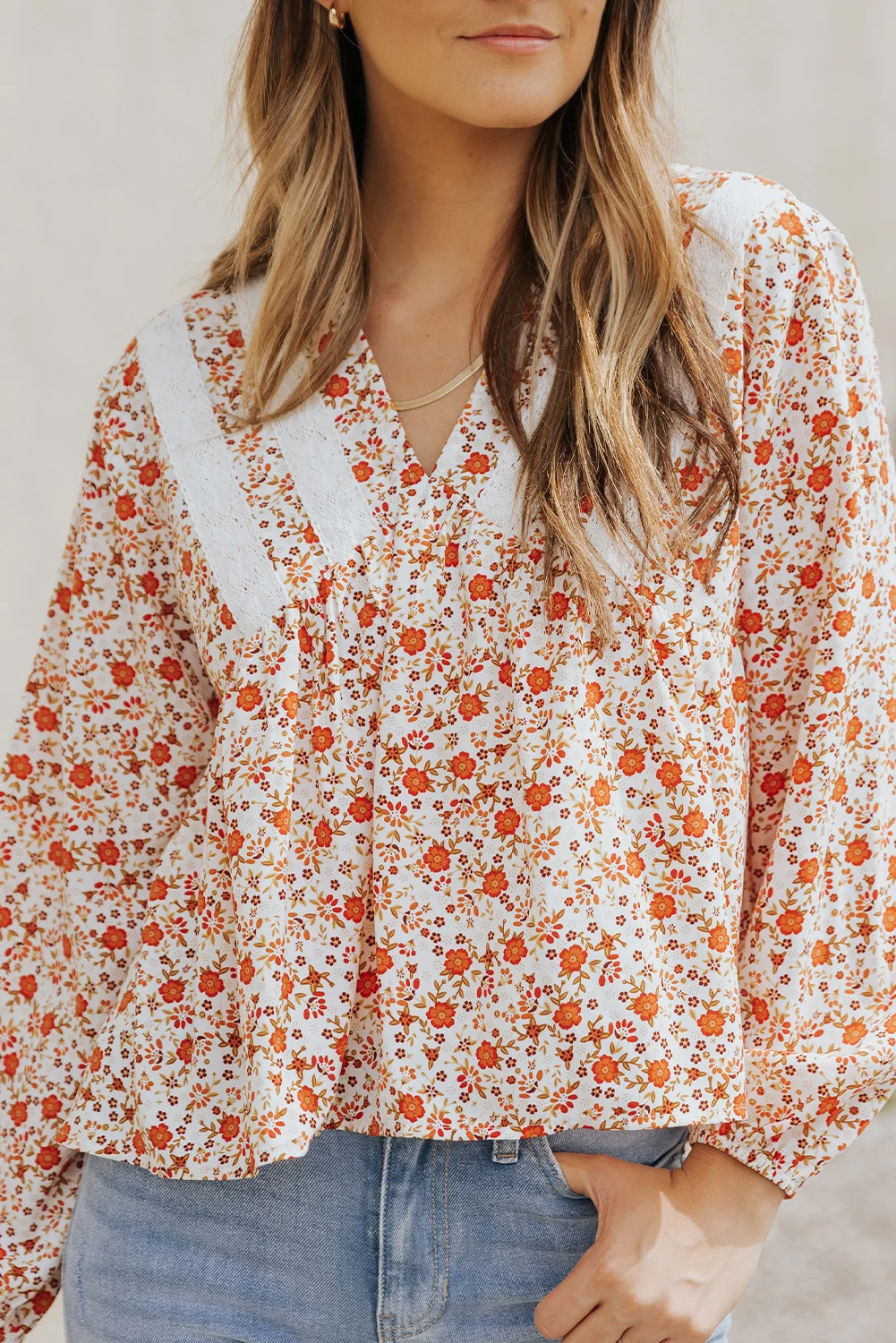 Red Floral Print Lace Contrast V Neck Blouse | IFYHOME