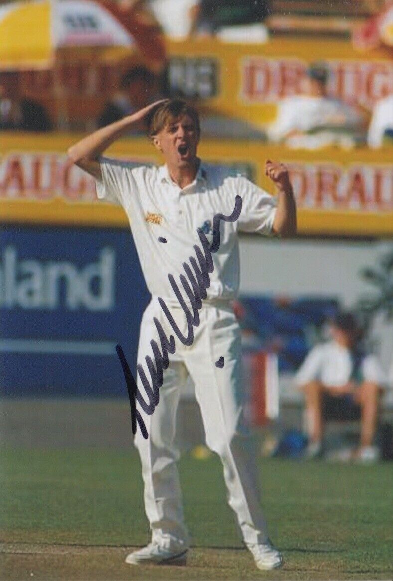 PHIL TUFNELL HAND SIGNED 6X4 Photo Poster painting ENGLAND CRICKET AUTOGRAPH 8