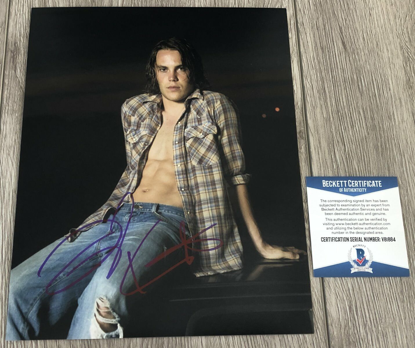 TAYLOR KITSCH FRIDAY NIGHT LIGHTS WACO SIGNED 8x10 Photo Poster painting w/PROOF BECKETT BAS COA