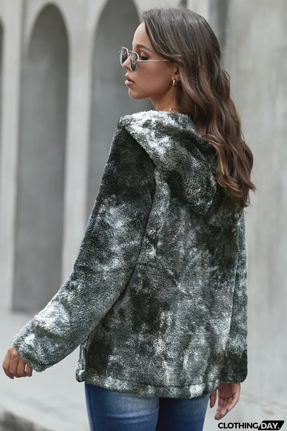 Black V-Neck Tie-Dye Plush Pullover Hoodie