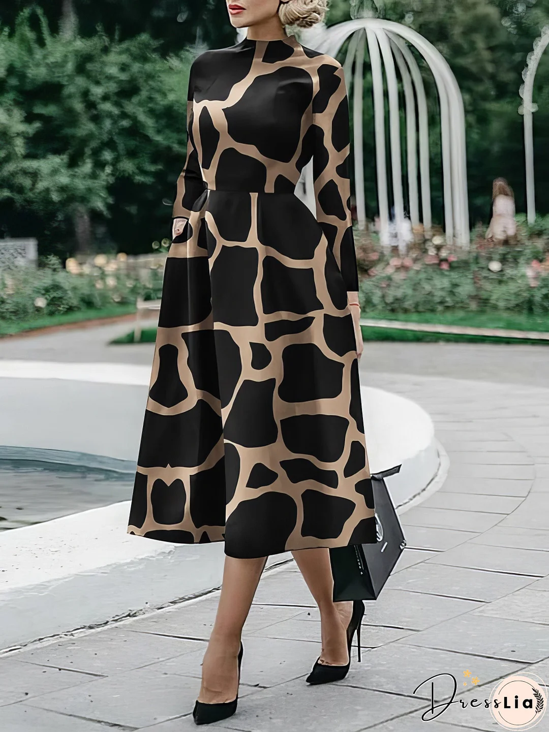 Long Sleeve Fitted Printed Midi Dress