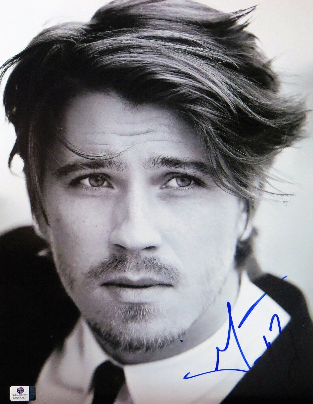 Garrett Hedlund Signed Autographed 11X14 Photo Poster painting Sexy B/W Vintage Look GV816240