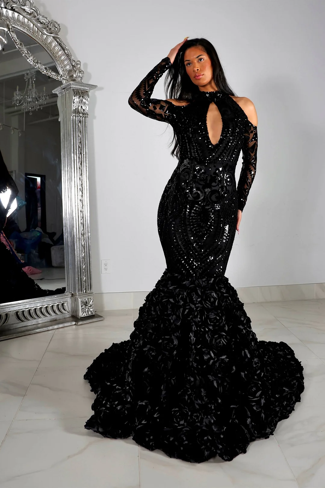 Black Prom Dress With Appliques Long Flowers Mermaid Half Sleeves Halter YL0135