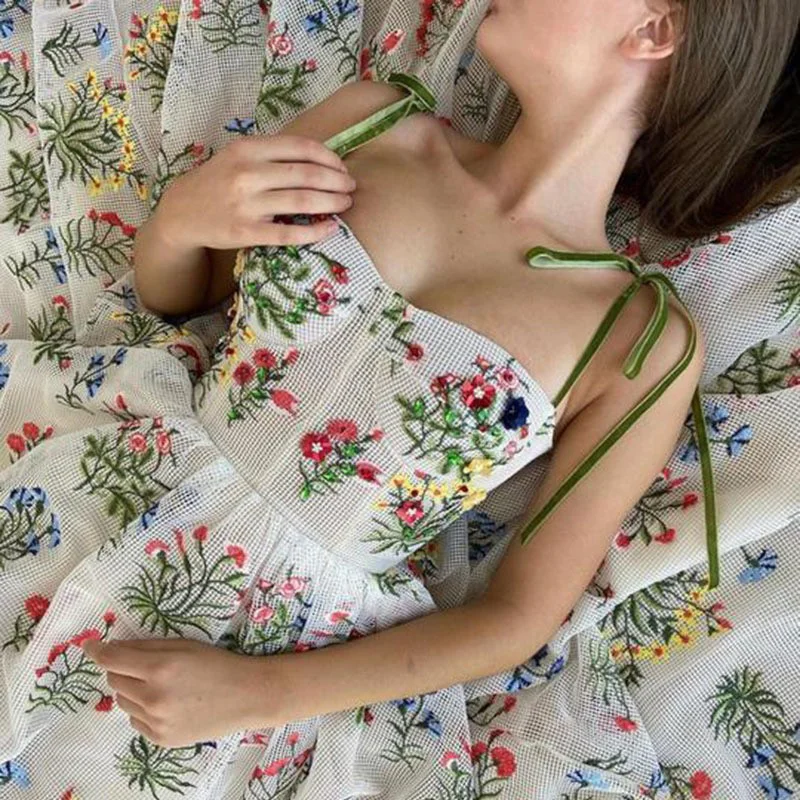 Uveng Uveng Women's Clothing 2025 Spring And Summer Dress New Waist Sexy Cross-Band Sling Skirt Print Dress