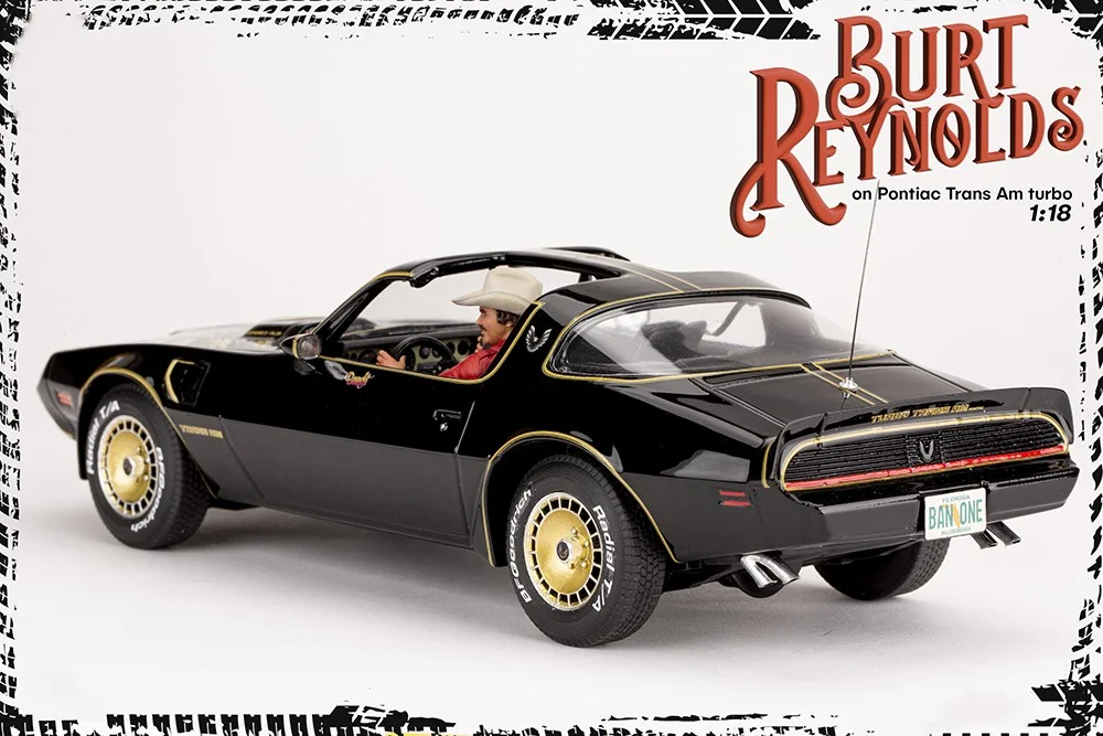 Burt Reynolds on Pontiac Firebird Trans Am 1980 - FREE SHIPPING