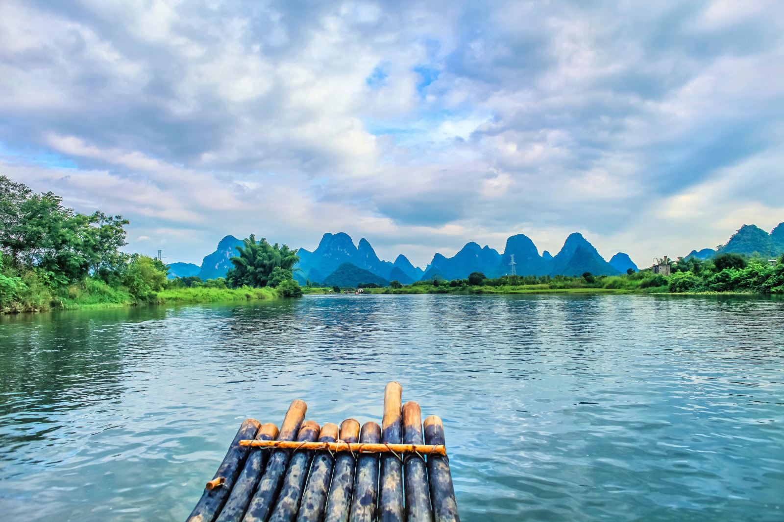 5 Days Guilin Panoramic Guangxi Tour with Yangshuo & Longji