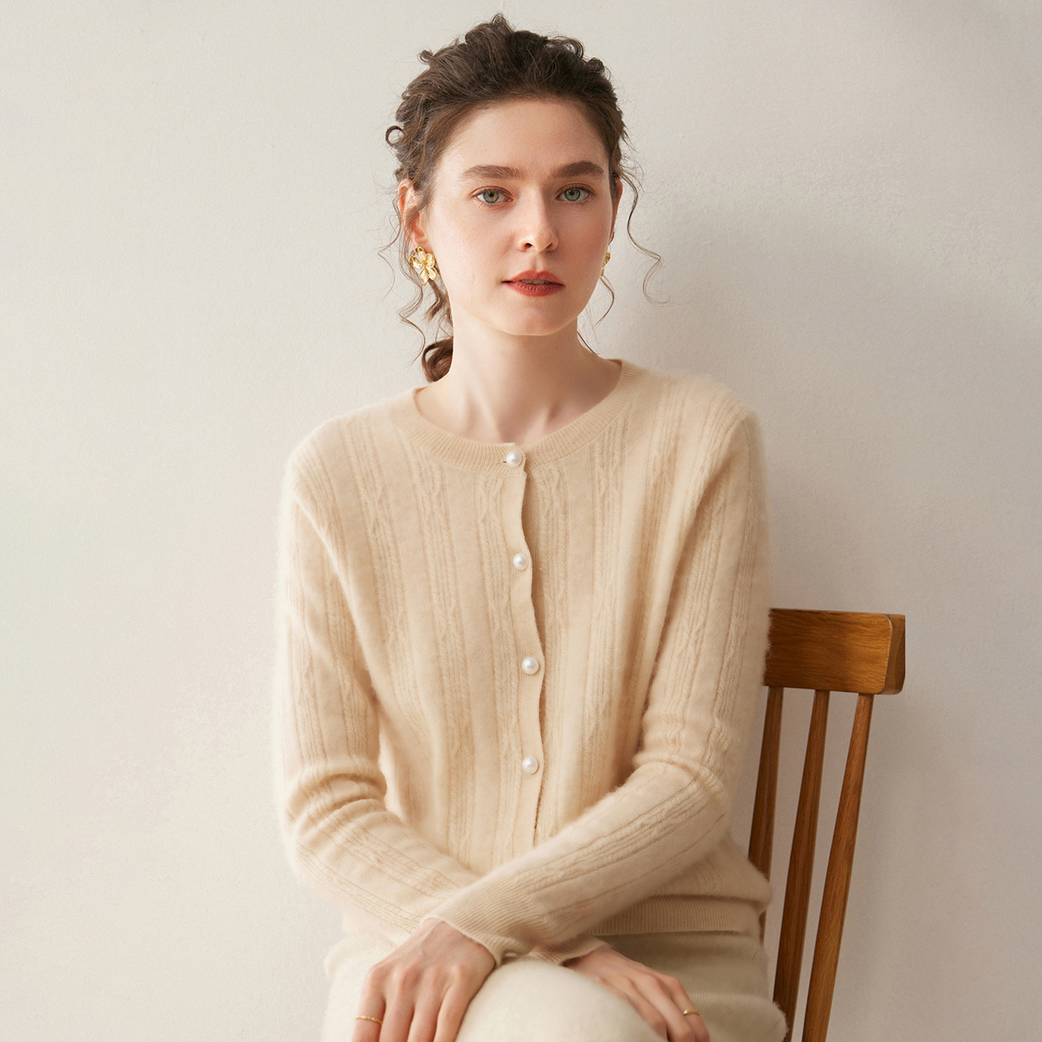 Women's Cable Knit Cashmere Cardigan Pearl Button Front REAL SILK LIFE